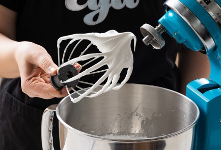 Фото шага рецепта Французская меренга 140115 шаг 3  