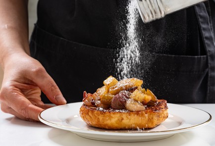 Фото шага рецепта Французские гренки с фруктами 187920 шаг 9  