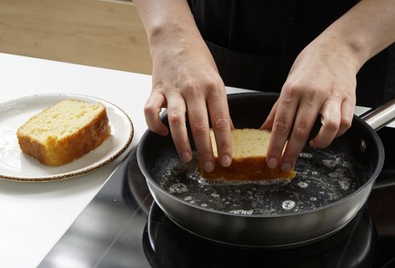 Фото шага рецепта Французские гренки с печеным яблоком 152988 шаг 8  