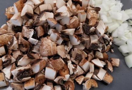 Фото шага рецепта Французский грибной кремсуп 174894 шаг 1  