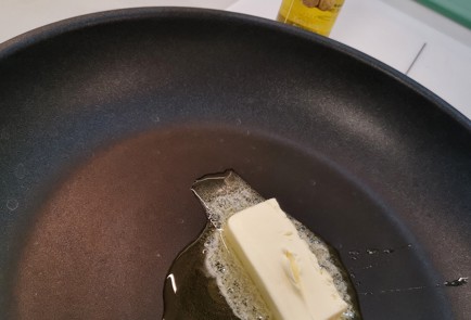 Фото шага рецепта Французский грибной кремсуп 174894 шаг 2  