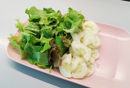 Фото шага рецепта Французский салат с печенью трески 186567 шаг 4  