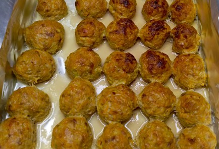 Фото шага рецепта Фрикадельки из мяса и овощей 187906 шаг 11