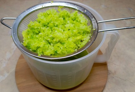 Фото шага рецепта Фрикадельки из мяса и овощей 187906 шаг 6