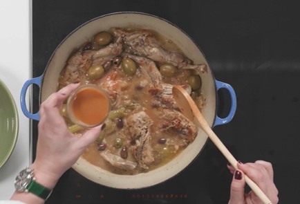 Фото шага рецепта Фрикасе из кролика с оливками 175161 шаг 12  