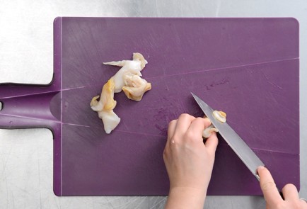 Фото шага рецепта Фрикасе из трубача 50346 шаг 1  