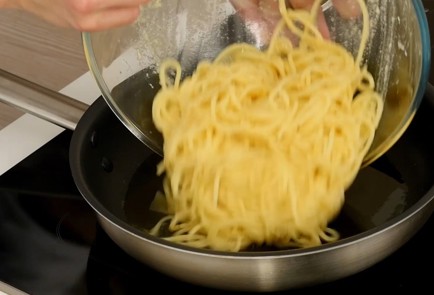 Фото шага рецепта Неаполитанский омлет фриттата 125537 шаг 8  