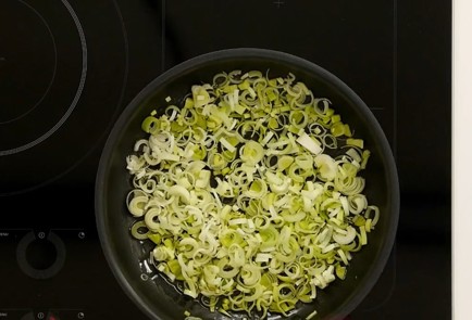 Фото шага рецепта Итальянский омлет фриттата 125536 шаг 4  