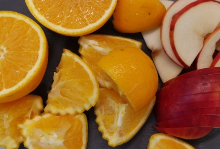 Фото шага рецепта Фруктовоягодный глинтвейн 175406 шаг 2  