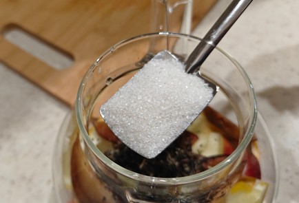 Фото шага рецепта Фруктовый чай 190733 шаг 10  