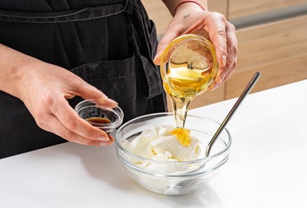 Фото шага рецепта Фруктовый салат с блинами 188335 шаг 2  