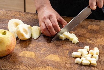 Фото шага рецепта Фруктовый салат с блинами 188335 шаг 6  