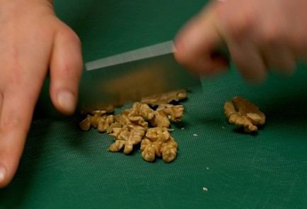 Фото шага рецепта Фруктовый салат 20618 шаг 2  