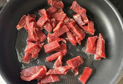 Фото шага рецепта Фунчоза с говядиной 187046 шаг 2  