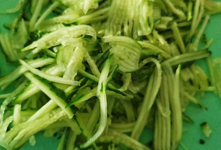 Фото шага рецепта Фунчоза с овощами и морковью покорейски 151119 шаг 4  