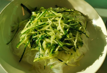 Фото шага рецепта Фунчоза с овощами и морковью покорейски 151119 шаг 5  