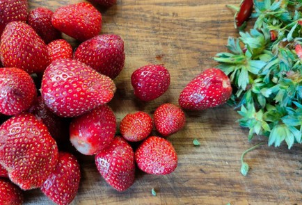 Фото шага рецепта Галета с клубникой 189841 шаг 13  