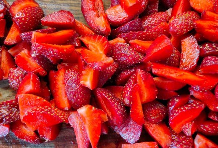 Фото шага рецепта Галета с клубникой 189841 шаг 14  