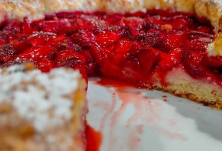 Фото шага рецепта Галета с клубникой 189841 шаг 19  