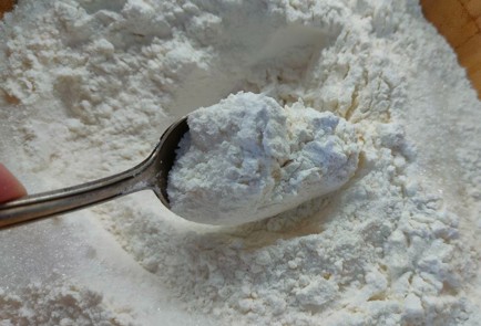 Фото шага рецепта Галета с клубникой 189841 шаг 6  