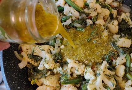 Фото шага рецепта Гарнир из цветной капусты шпината и зеленой фасоли 188838 шаг 15  