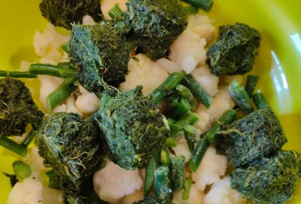 Фото шага рецепта Гарнир из цветной капусты шпината и зеленой фасоли 188838 шаг 4  