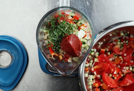 Фото шага рецепта Гаспачо с эстрагоном 52183 шаг 2  