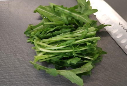 Фото шага рецепта Гаспачо с моцареллой 187160 шаг 1