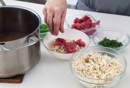 Фото шага рецепта Гладкий фо 80671 шаг 4  