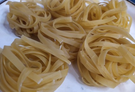 Фото шага рецепта Гнезда с фаршем из индейки 189137 шаг 7  