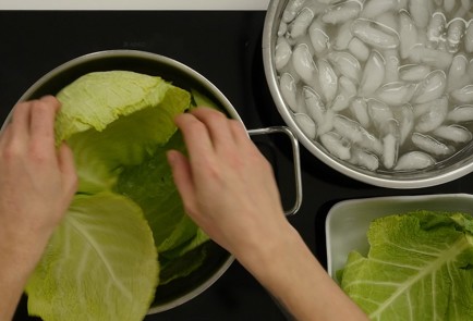 Фото шага рецепта Голубцы из савойской капусты 25210 шаг 2  