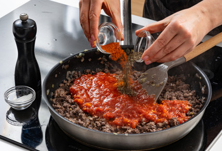 Фото шага рецепта Голубцы с фаршем болоньезе 190704 шаг 4  