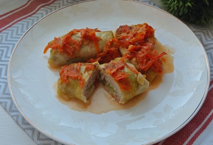 Фото шага рецепта Голубцы из молодой капусты 186484 шаг 15  