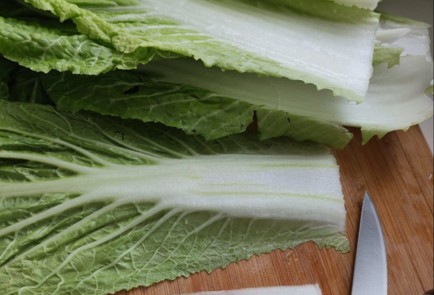 Фото шага рецепта Голубцы из пекинской капусты в духовке 173366 шаг 4  