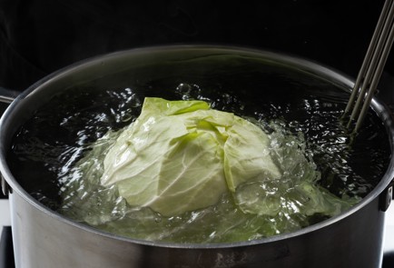 Фото шага рецепта Голубцы с тилапией в духовке 140755 шаг 1  