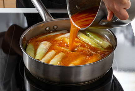 Фото шага рецепта Голубцы с креветками томям 190703 шаг 10  