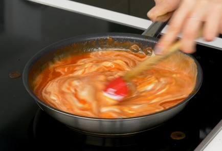 Фото шага рецепта Голубцы в духовке 151698 шаг 10