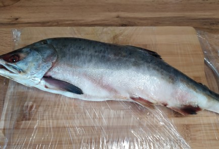Фото шага рецепта Горбуша малосольная в масляной заливке 188692 шаг 1