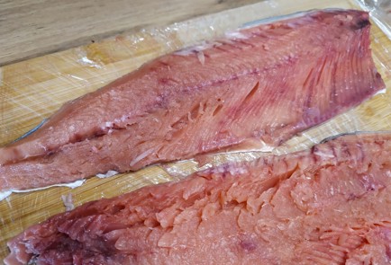 Фото шага рецепта Горбуша малосольная в масляной заливке 188692 шаг 3