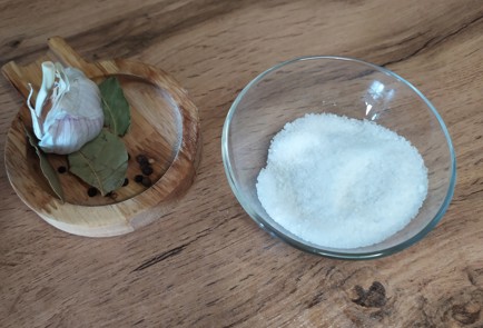 Фото шага рецепта Горбуша малосольная в масляной заливке 188692 шаг 4