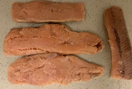 Фото шага рецепта Горбуша с медовым соусом 191168 шаг 4  