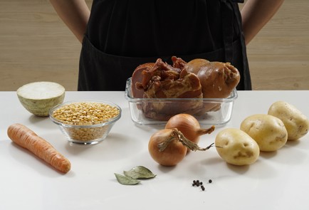 Фото шага рецепта Гороховый суп с копченостями 153129 шаг 1  