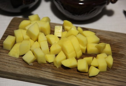 Фото шага рецепта Горшочки с бараниной и горохом в духовке 173748 шаг 8