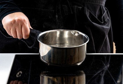 Фото шага рецепта Горячая кипяченая вода 188883 шаг 7  