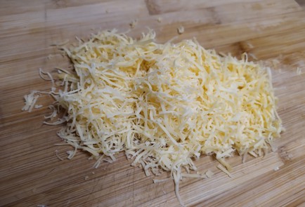 Фото шага рецепта Горячие бутерброды с грибами 189232 шаг 5  