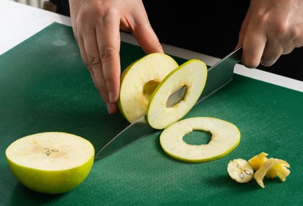 Фото шага рецепта Горячие бутербродышарлотки 151015 шаг 5  