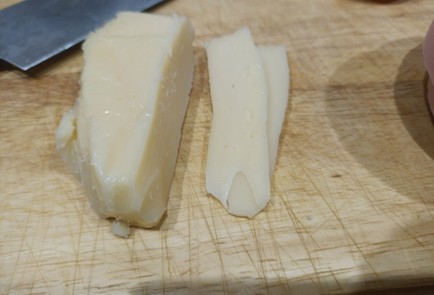 Фото шага рецепта Горячий бутерброд 190929 шаг 3