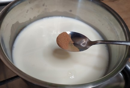 Фото шага рецепта Горячий шоколад с перцем чили 188952 шаг 3  