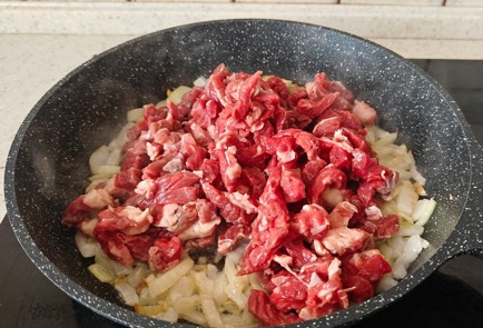 Фото шага рецепта Говядина тушеная подомашнему 190654 шаг 4