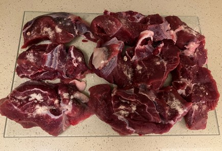 Фото шага рецепта Говядина с брокколи и лукомпореем 190316 шаг 6  